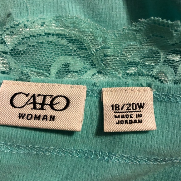 2 CAMISOLES - Picture 6 of 8